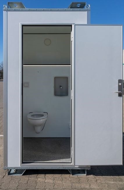 Brick Toilet thumbnail 2